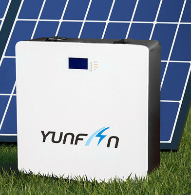 51.2V 100Ah 5KWh Batteria solare montata a parete Residenziale a ciclo profondo Batteria LiFePo4