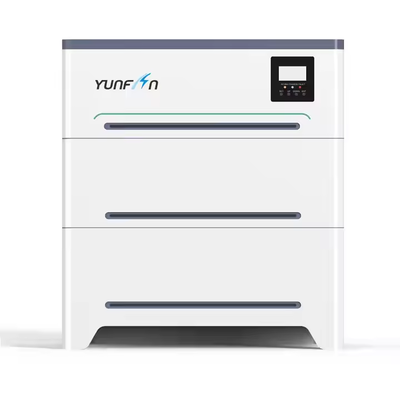 Qualità Sistema di accumulo di energia tutto in uno impilabile Inverter ibrido da 5 kW Modulo batteria LiFePO4 da 51,2 V 100 Ah RS485 CAN Monitor WiFi per alimentazione di backup solare domestica fabbrica